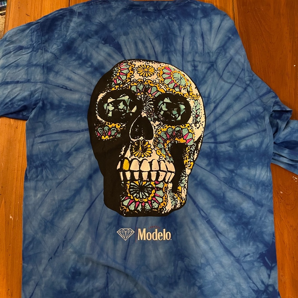 Diamond Supply Co x Modelo